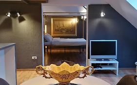 Amazing Savoya Nr1 Loft Old City Center Self Check-In